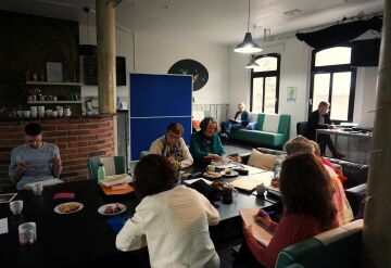 Projektbild: Schreib Dich durch die Neunziger! Texte aus Schreibwerkstätten.